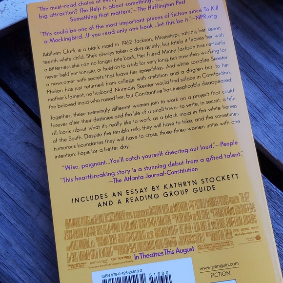 The Help Novel - Picture 7 of 7